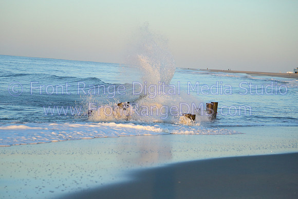 Wave on Piling