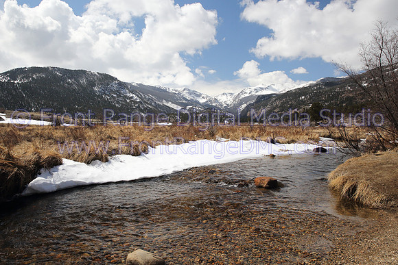 Morraine Park snow scene in early spring