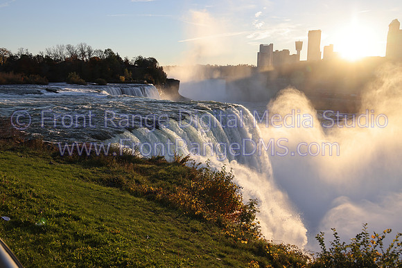 Niagara Falls Sunny Mist